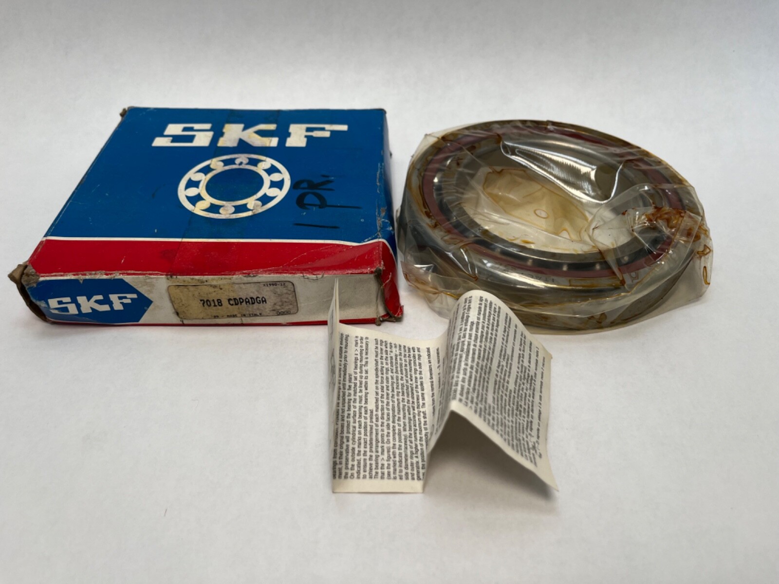 SKF 7018-CDGA/P4A Angular Bearing 90x140x24 mm 7018C 7018-CD-P4A-DGA Italy