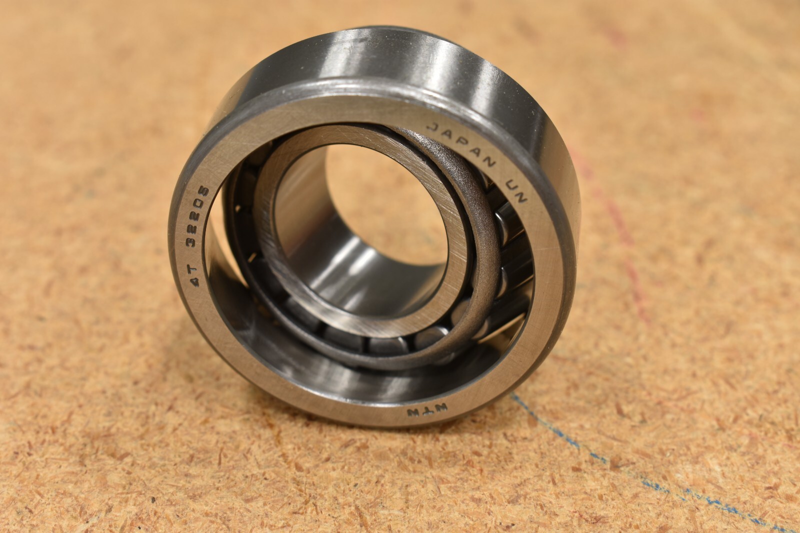 Lot Of 2 NTN 4T-32205 / 32205, Single Row Tapered Roller Bearing, 25x52x19.25mm