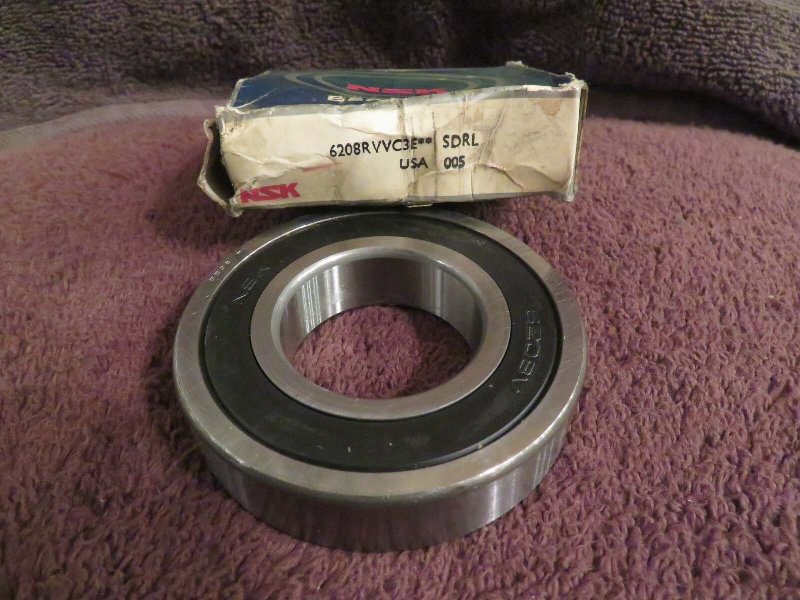 NEW NSK 6208 R VV C3E BALL BEARING 6208RVVC3E 6208RVV 6208-RS