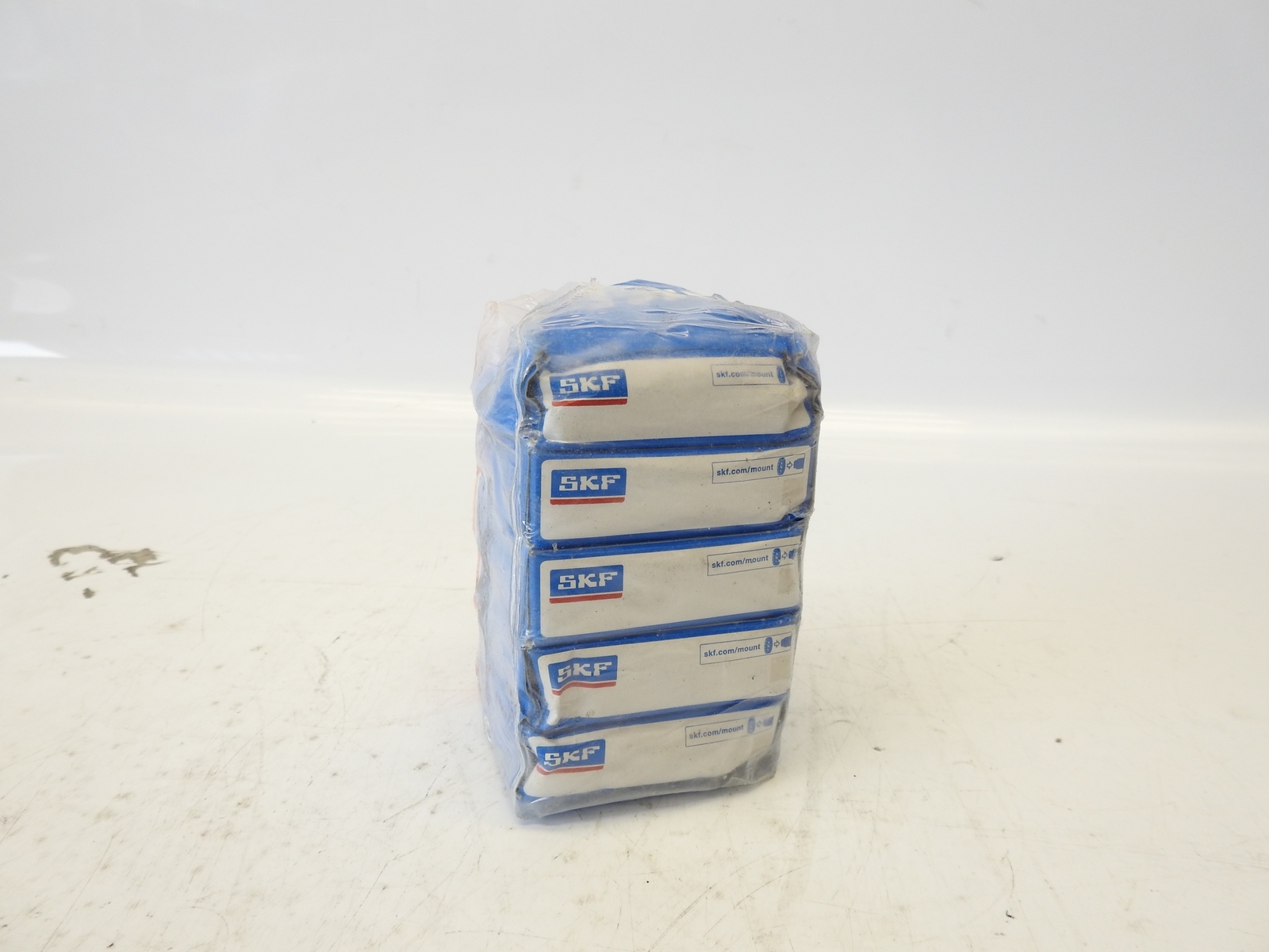 (5 Pk) 62052RSRNR Sealed Snap Ring Deep Groove Ball Bearing 25x52x15mm
