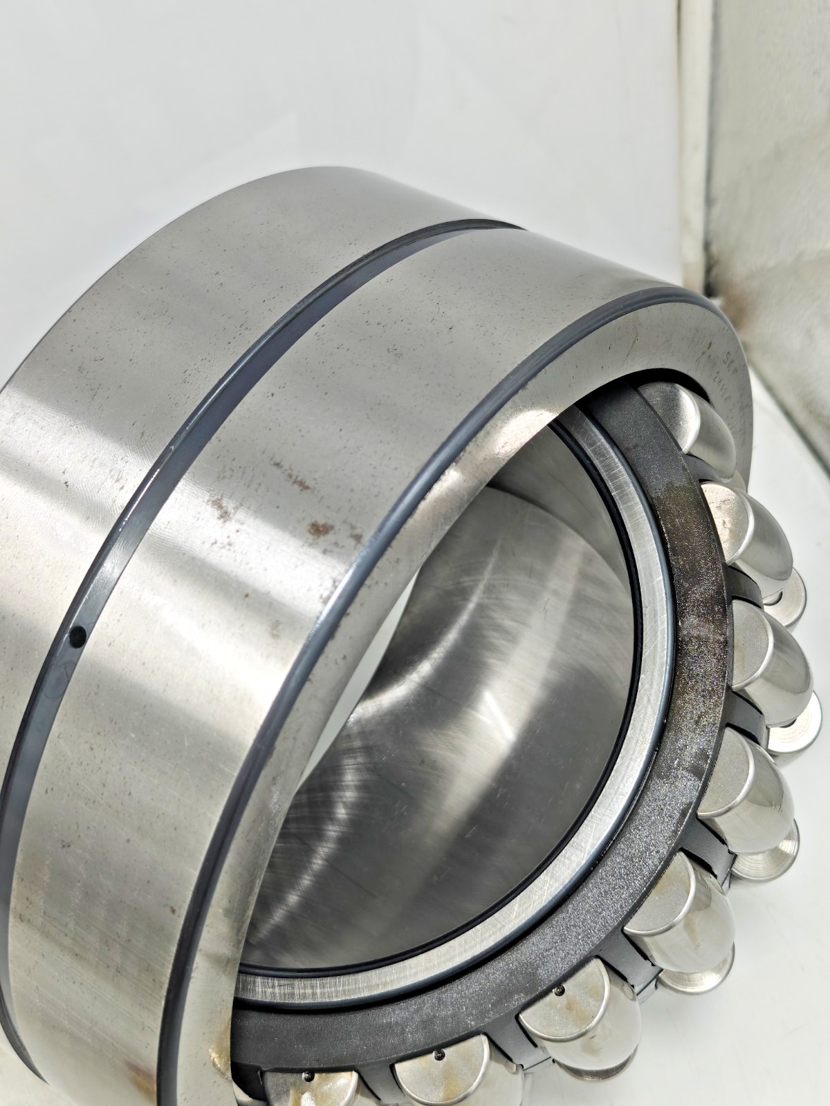 24134 CC/W33 SKF Spherical Roller Bearing SKF Explorer 24134CC W33 170x280x109mm