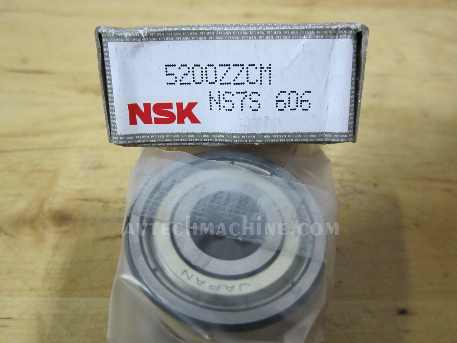 5200ZZ NSK Double Row Angular Contact Ball Bearing 10x30x14.3mm