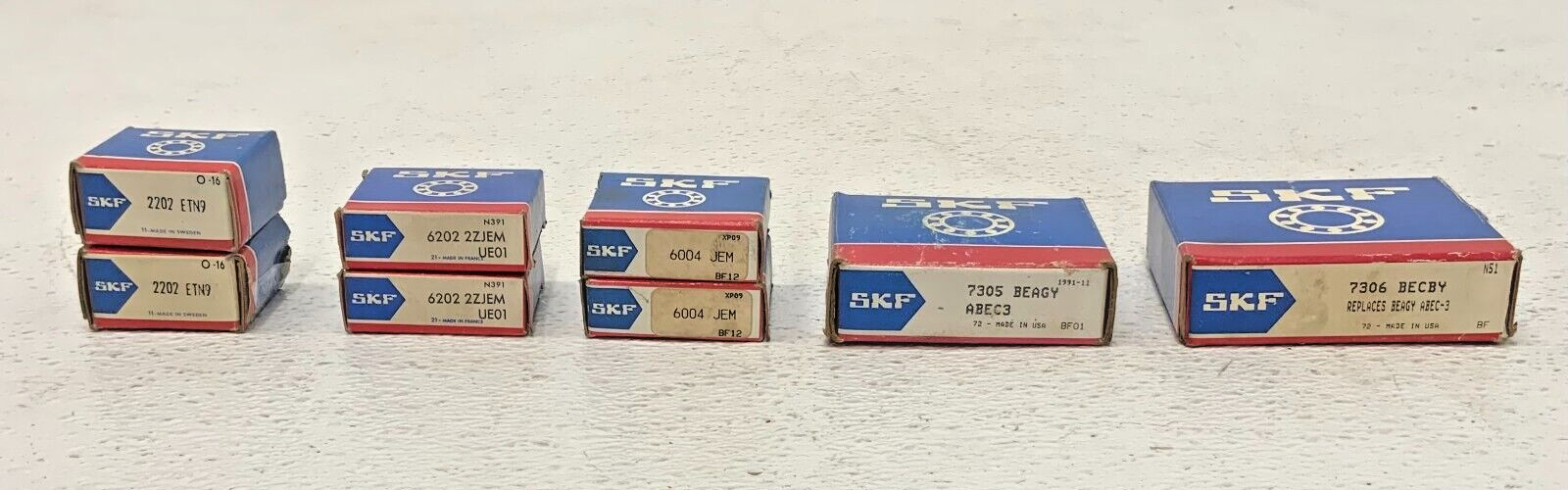 Lot of 8 NEW SKF Ball Bearings (2) 2202, (2) 6202, (2) 6004, (1) 7305, (1) 7306