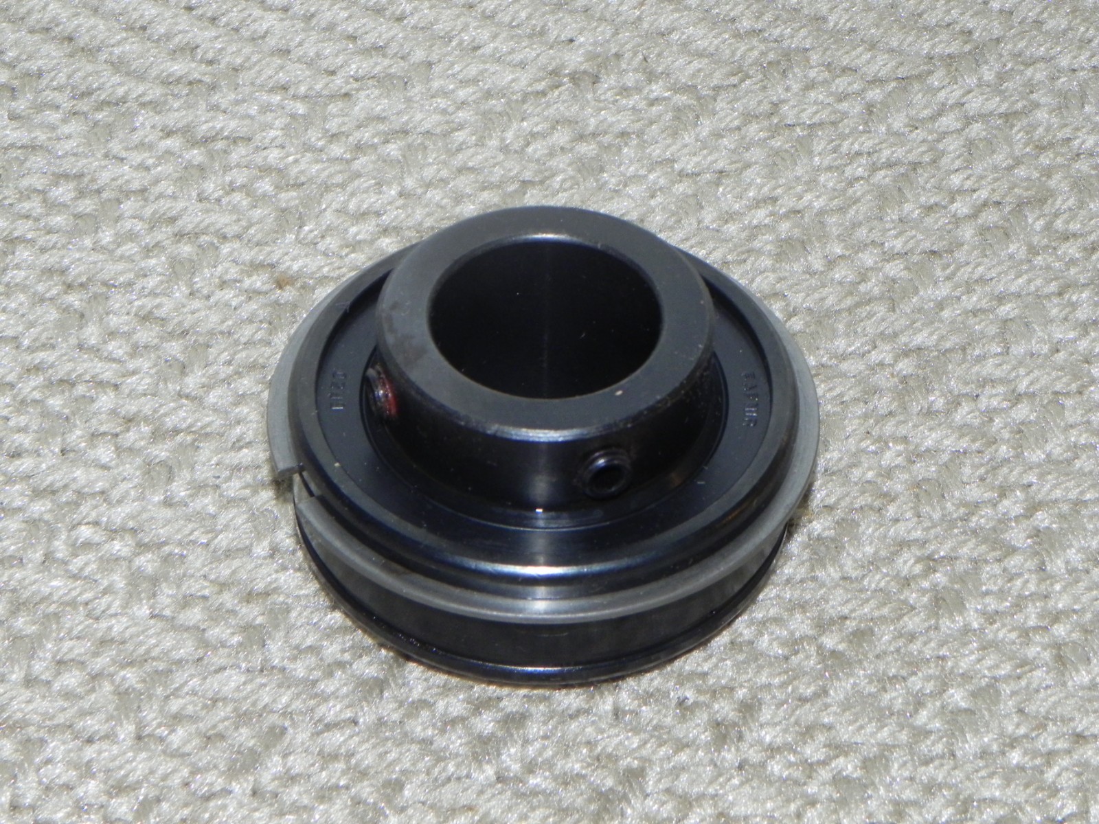 Fafnir ER20 Insert Bearing, cylindrical outer ring, 1-1/4 inches (31.75 mm) Bore