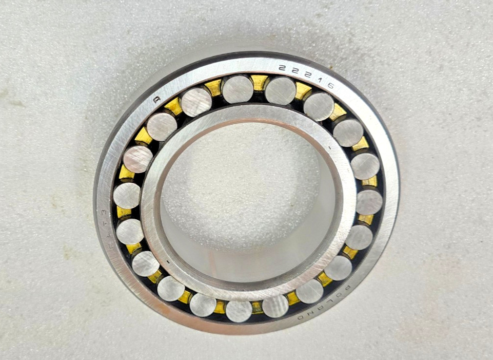 22216 M Spherical roller bearing 80x140x33mm NEW OPEN FLTN POLAND 22216M