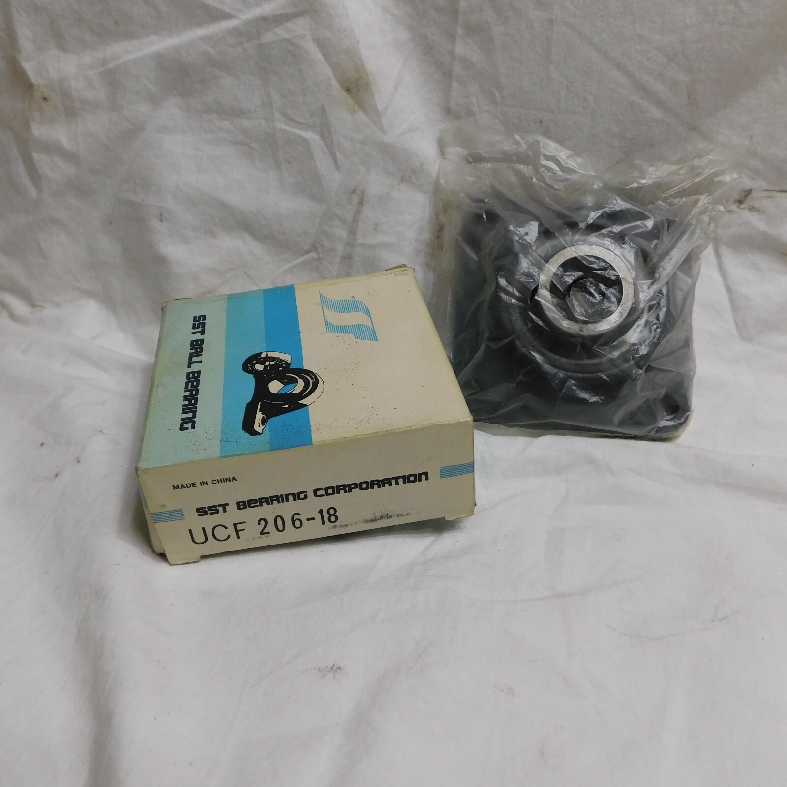 SST Flange Ball Bearing UCF206-18