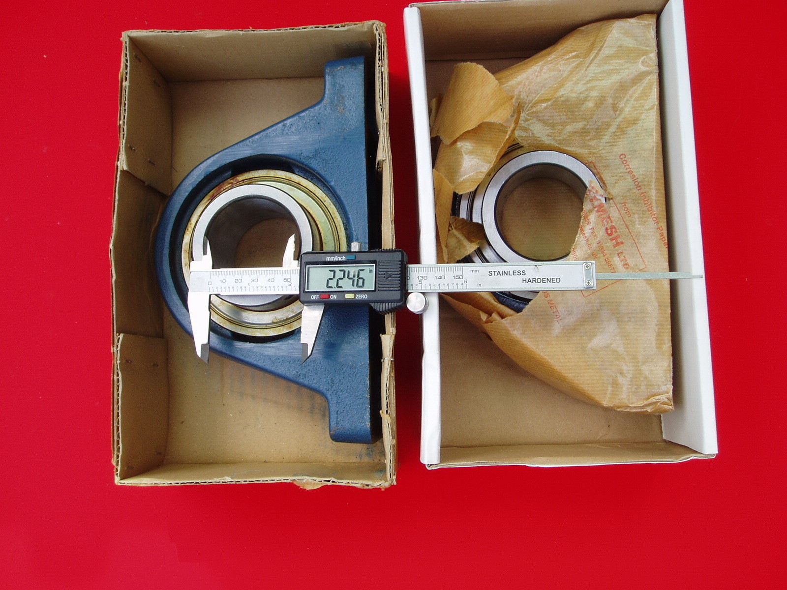 Pair RHP England Brand NP2.1/4 or 2-1/4″ Mounted Pillow Block Bearing assembly