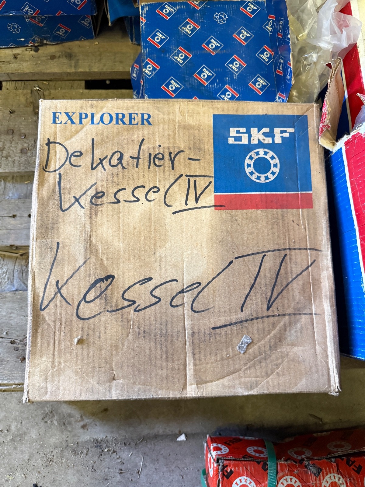 SKF 23040 CC/C3W33 Spherical Roller Bearing / Unused / Original Packaging
