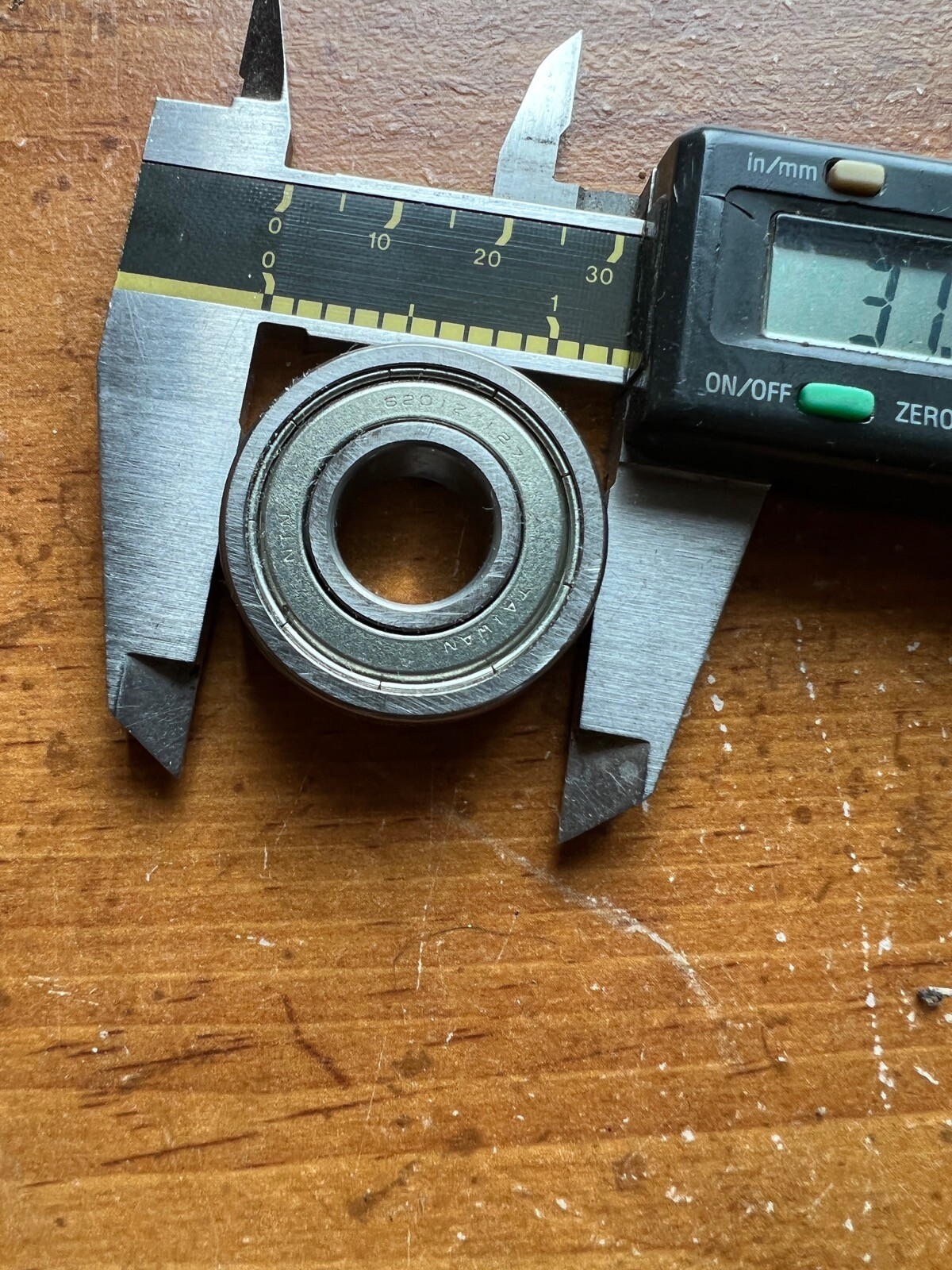 NTN 6201Z/127 Ball Bearing Shielded Both Sides 1.25″ OD 1/2″ ID .393” Wide