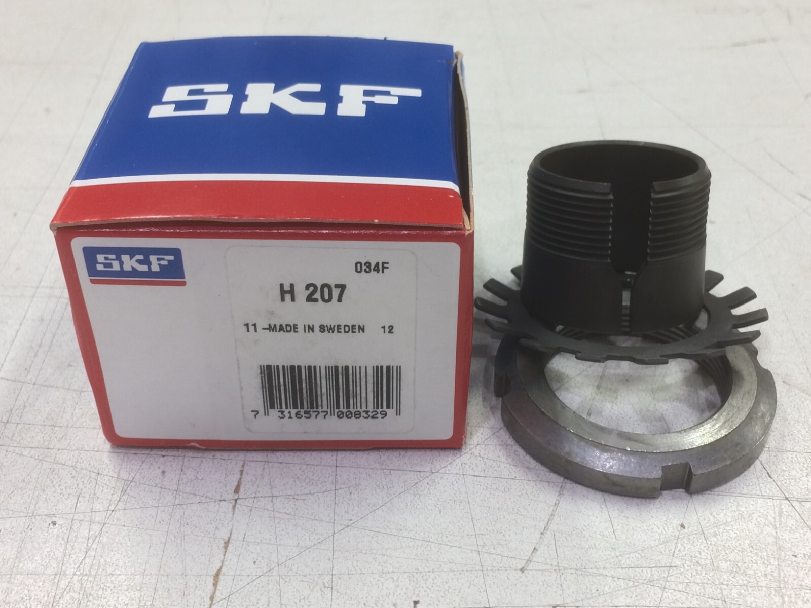 NEW SKF H207 Bearing Adapter Sleeve 30mm Bore