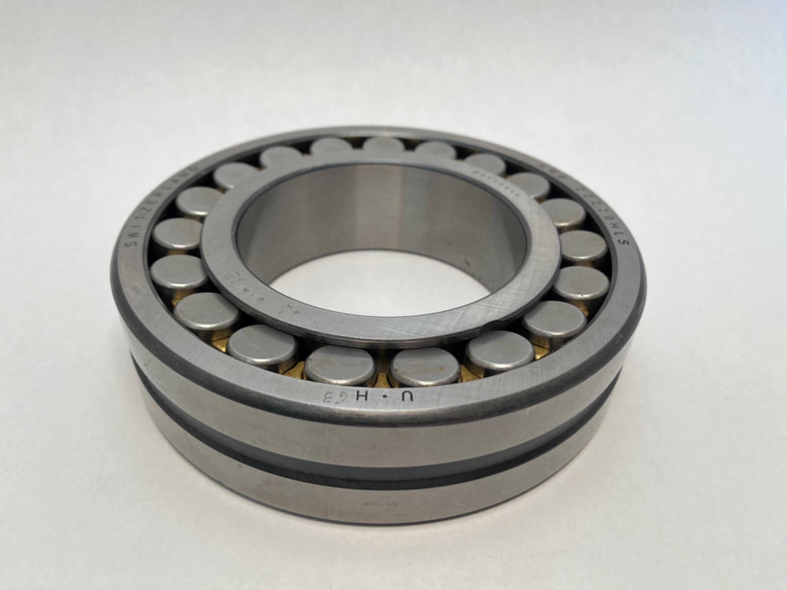 SRO 22220HLSW33 Bearing 22220-HLS-W33 22220MB 22220BR 22220M 100x180x46 mm