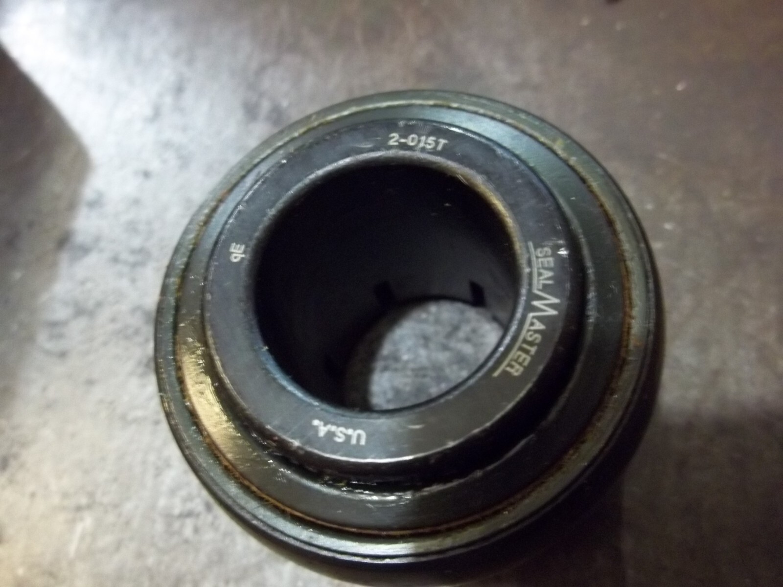 NIB SEALMASTER 2-015T 7053105 BALL BEARING INSERT 15/16″ (208-1)