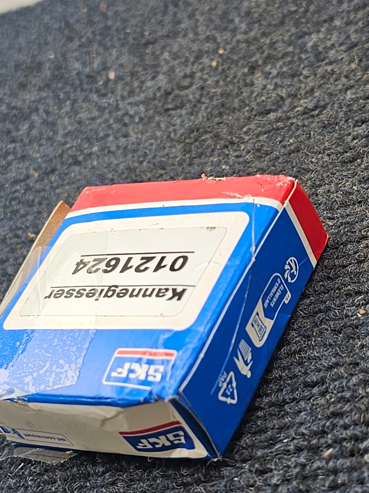 SKF 2205 E-2RS1TN9 Self-Aligning Ball Bearing, Double Sealed, 25mm I.D, 52mm O.D