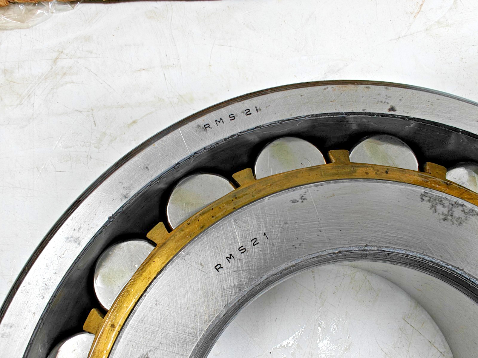 RMS 21 FAG Cylindrical Roller Bearing FAG RMS21 / CRM 32 / MRJ 4 x 8-1/2 x 1-3/4