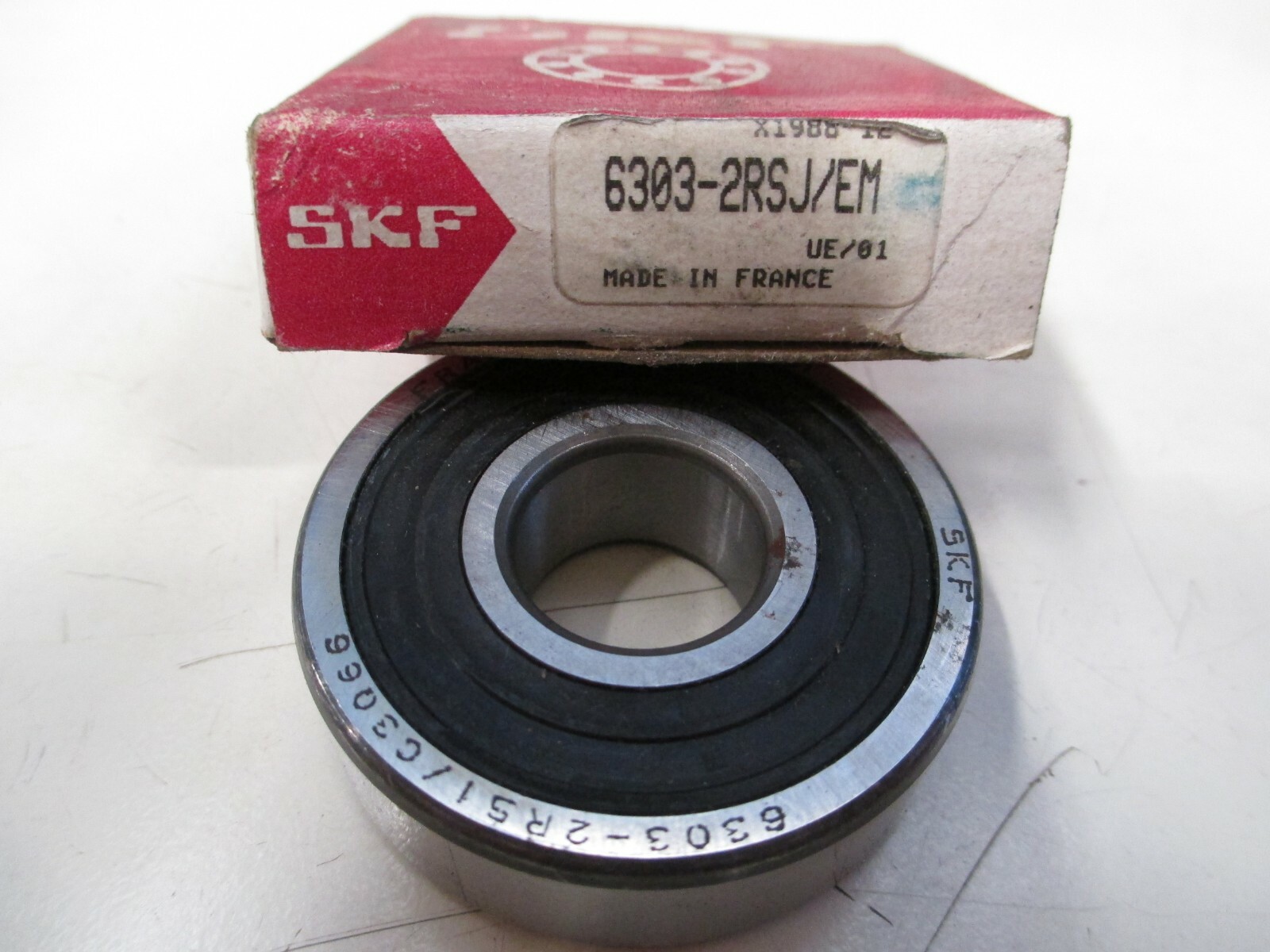 SKF 6303-2RS1J/EM Bearing, 6303-2RS1/C3, New Old Stock, RS3