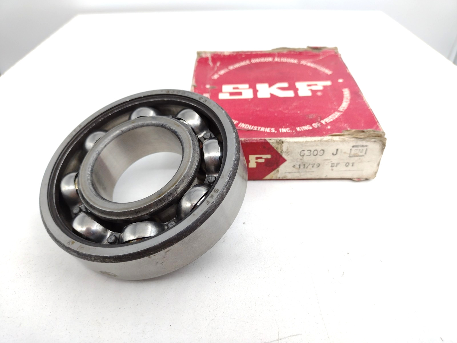 *** SKF 6309-J Bearing 1.7717 inch Bore