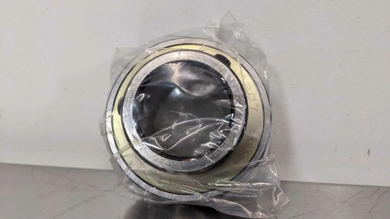 AMI Bearings UC207C4HR23 Ball Insert Bearing 35mm ID 72mm OD 42.9mm Wide