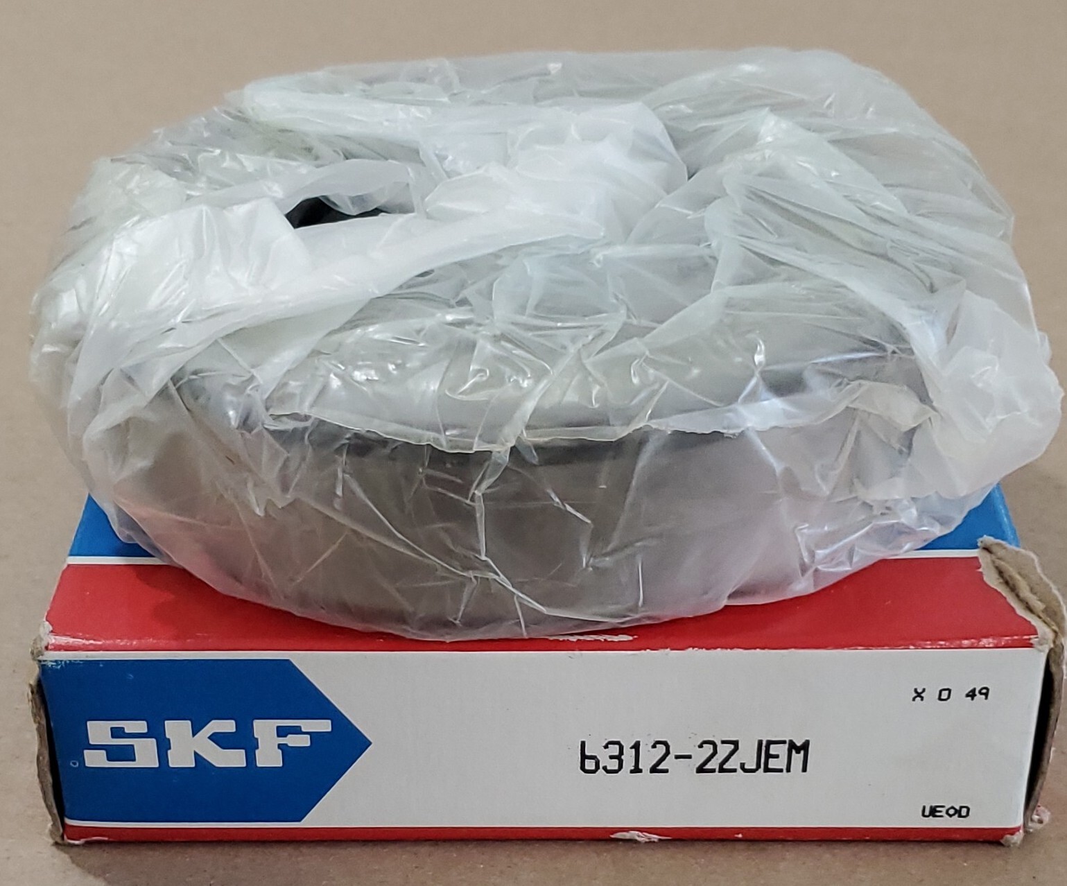 *BRAND NEW IN BOX* SKF 6312-2ZJEM Single Row Ball Bearing + Warranty!