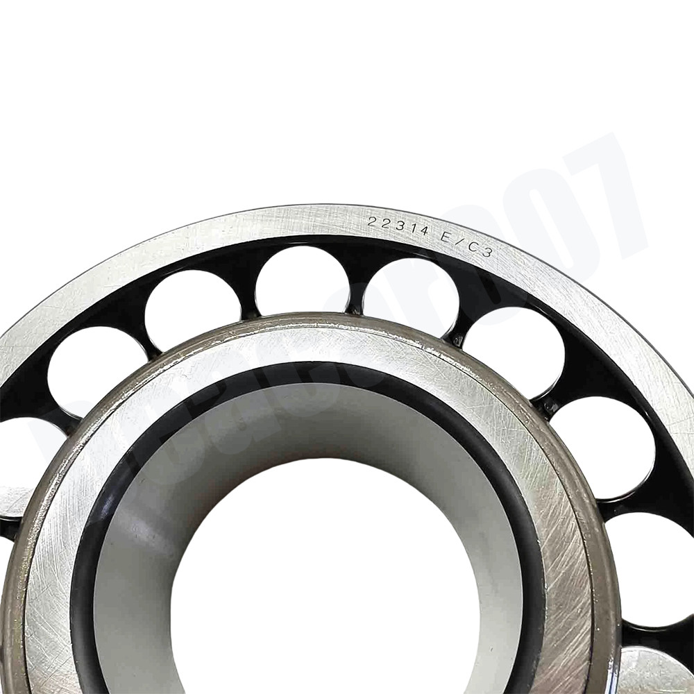 New Spherical Roller Bearings 70x150x51mm For SKF 22314 E/C3 1Pcs