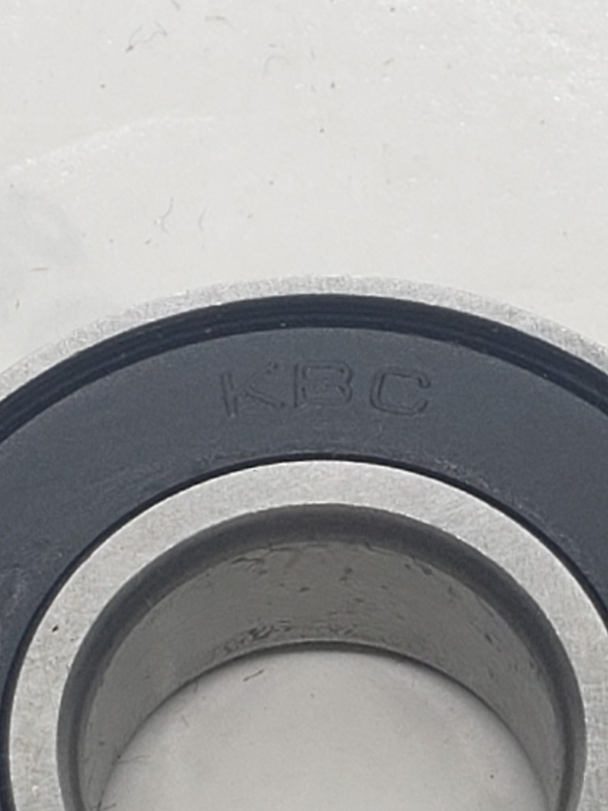 KBC 6001D RADIAL BALL BEARING 12x28x8mm, LOT OF 2, NNB