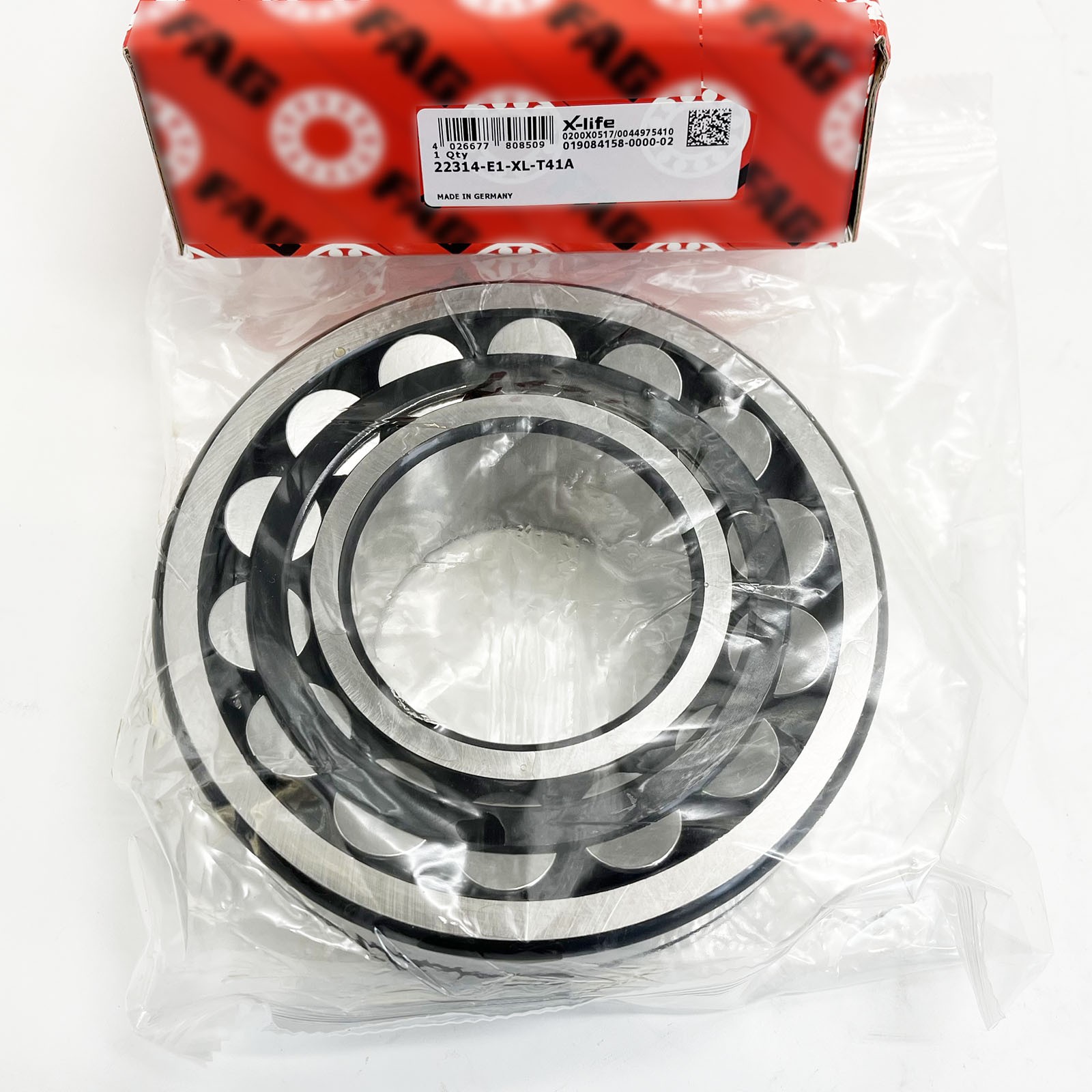 New Spherical Roller Bearing 23222-E1A-XL-M-C3 for FAG Schaeffler