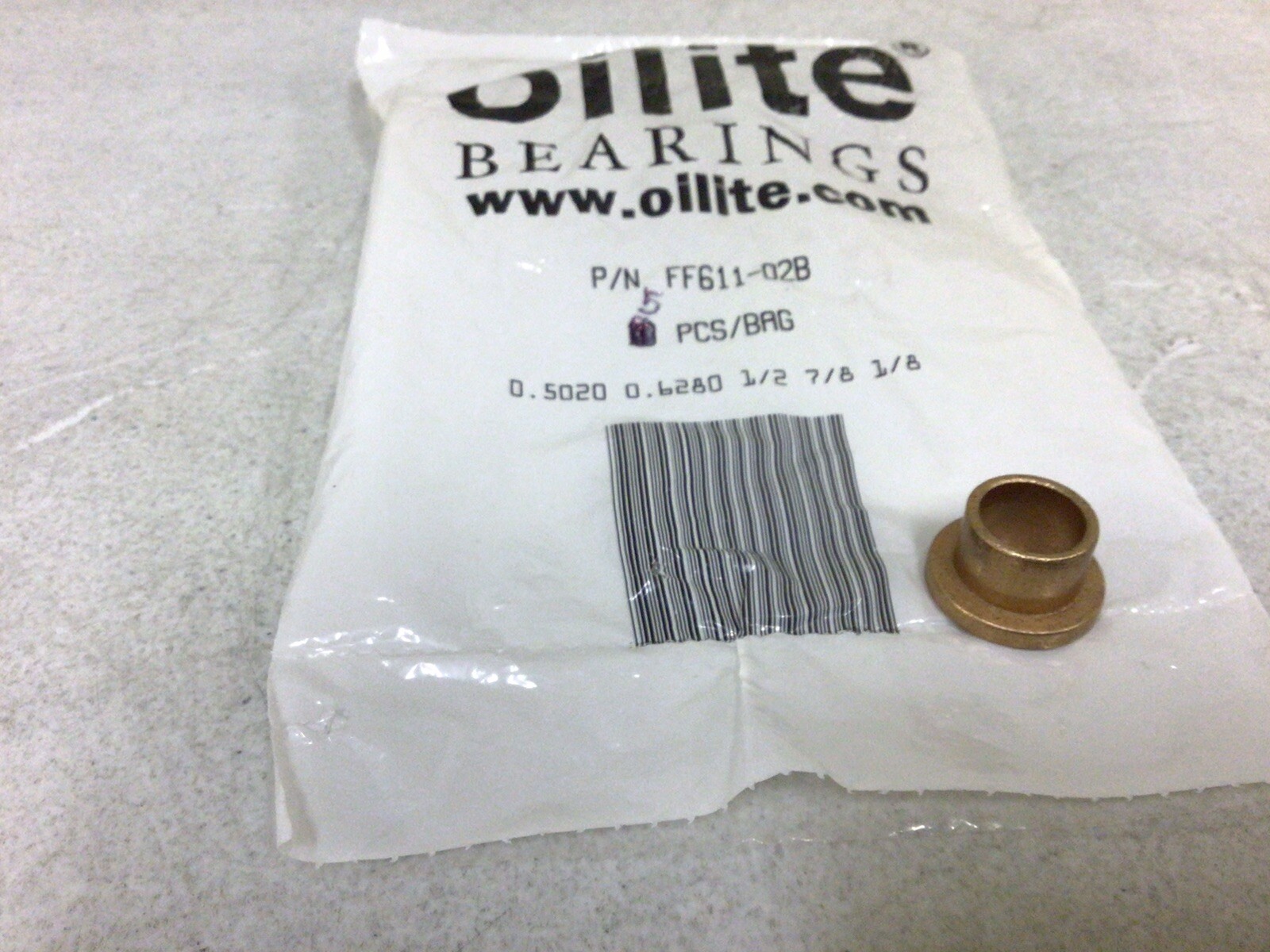 NEW, ( LOT OF 15 ) OILITE BEARINGS FF611-02B FLANGED SLEEVE BEARINGS 1/2 IN BORE