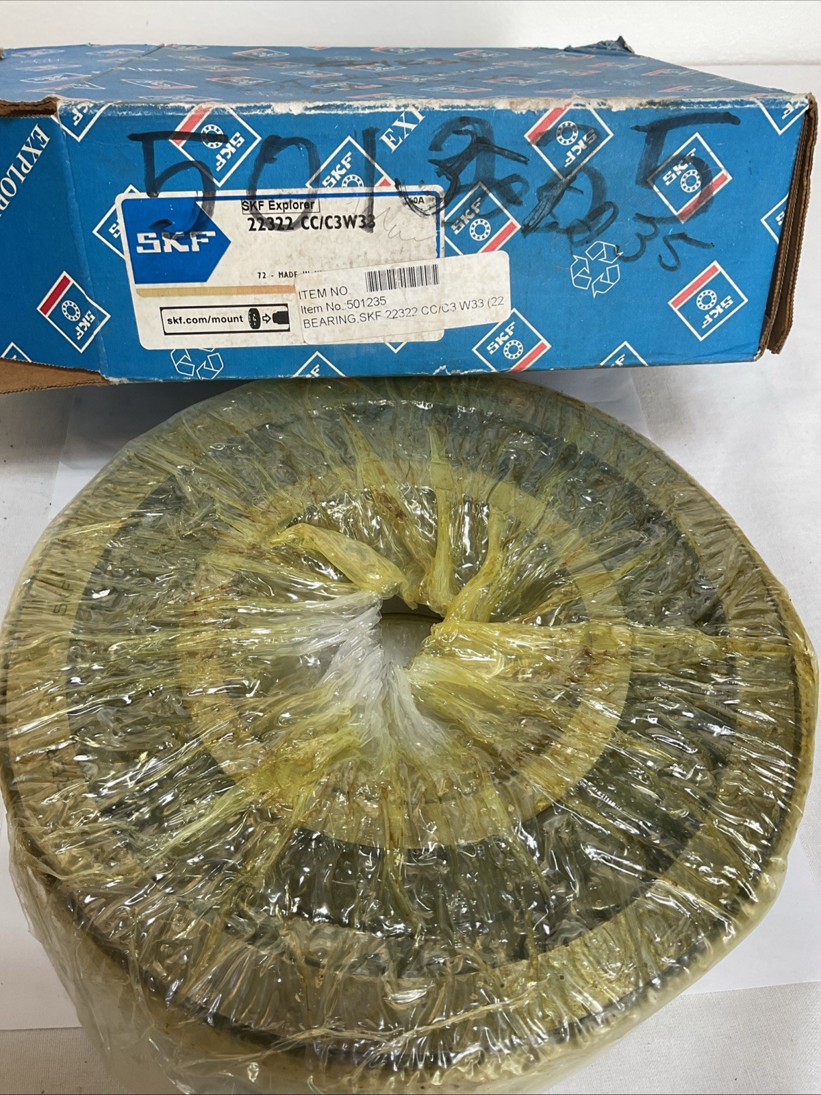 NEW SKF 22322 CC/C3W33 Spherical Roller Bearing 110mm Bore 240mm OD 80mm
