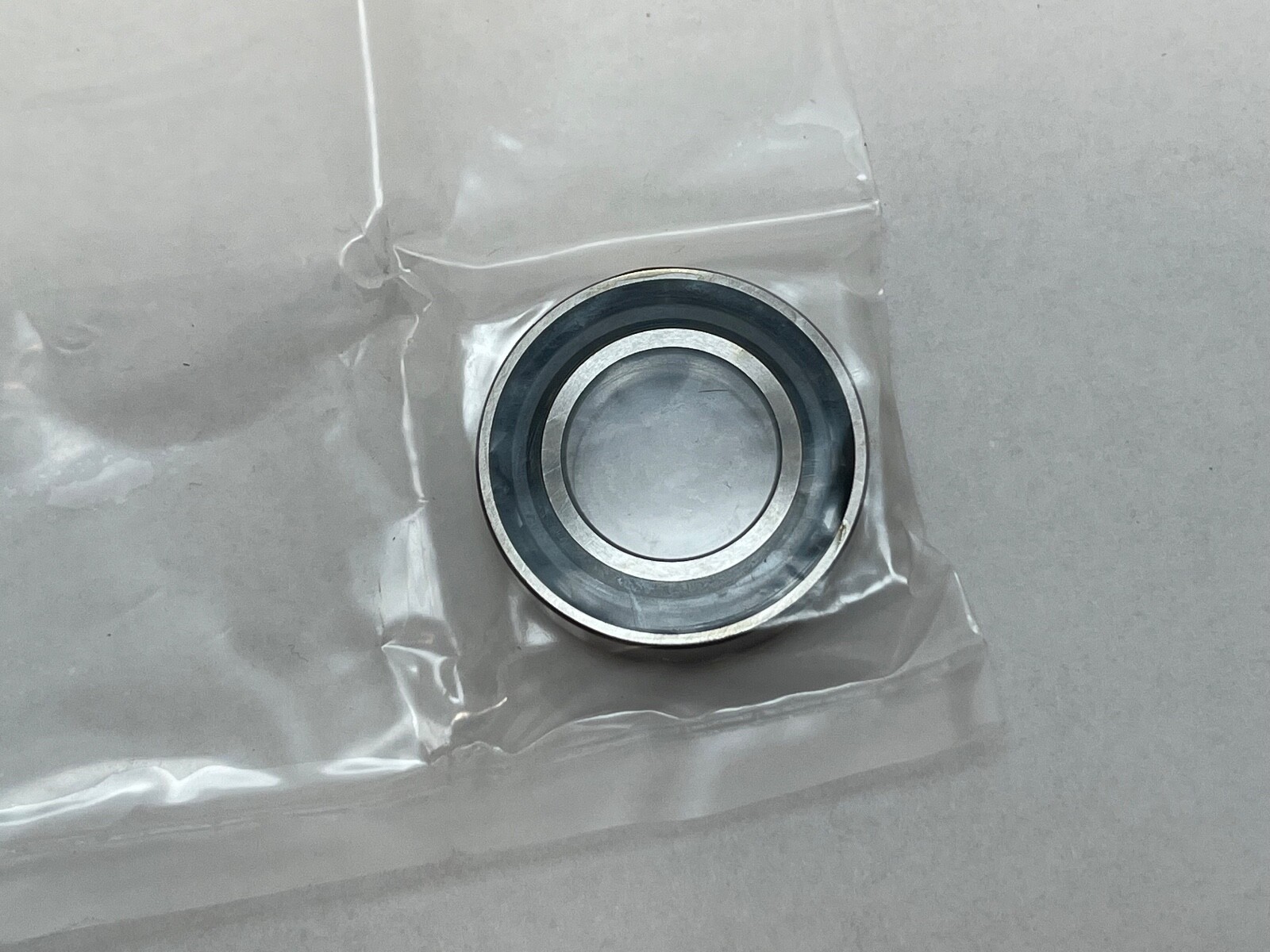 NTN 7902CT2GGNP5 Bearing 15x28x7 mm 7902C 7902-C-T2-G-GN-P5 Japan