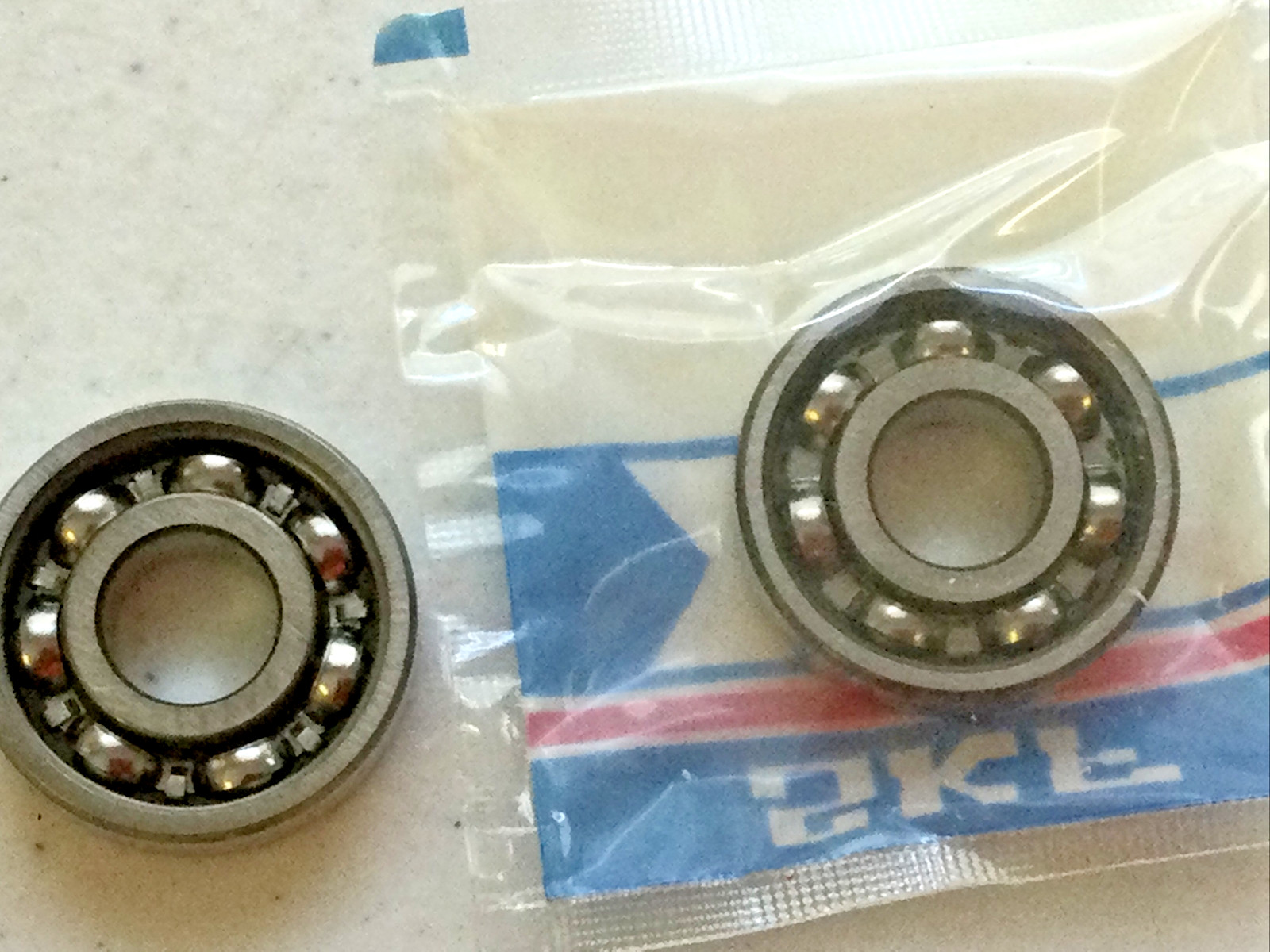 NEW LOT OF 2 SKF 6000-JEM OPEN BALL BEARING 10mm x 26mm x 8mm, FREE SHIPPING