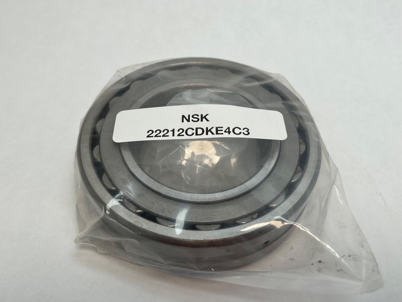 NSK 22212CDKE4C3 Bearing 60x110x28 mm 22212-CD-K-W33-C3 22212-C-K-W33-C3 Japan