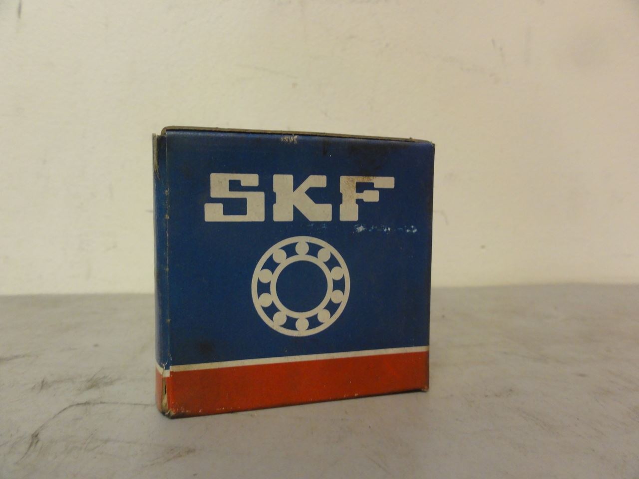 SKF 7305 BECBY Angular Contact Bearing- New (Open Box)