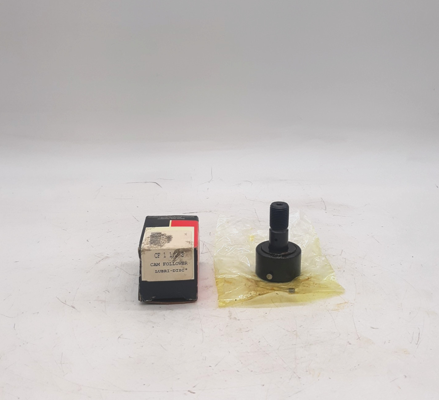McGill CF 1-1/2 S Cam Follower