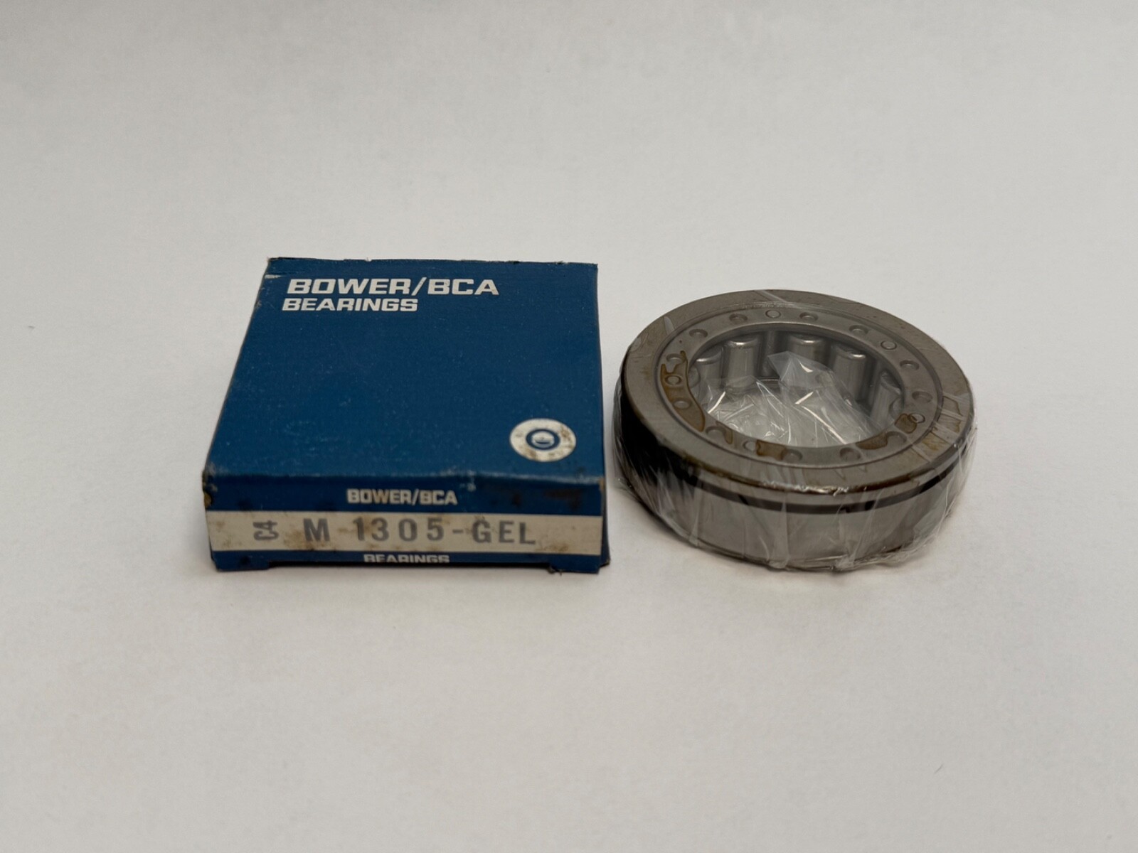 Bower M1305GEL Cylindrical Bearing M-1305-GL 62mm OD 17mm W