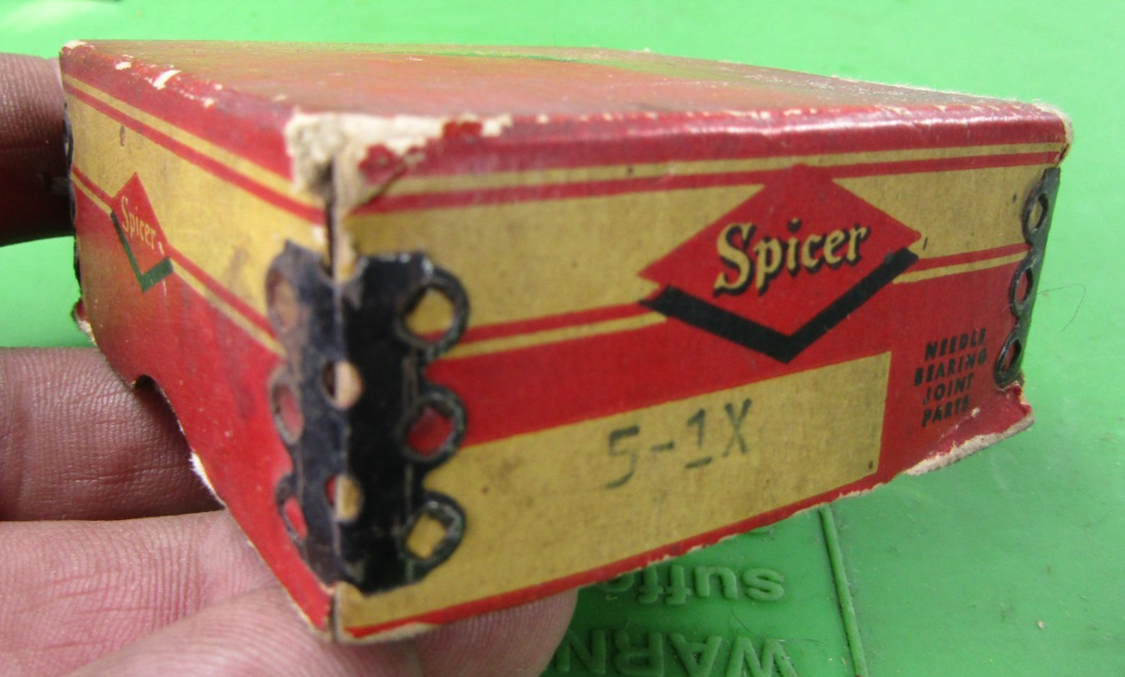 Spicer Cup U-Joint Bearing 5-1X🔥Cool Box🔥Vintage🔥USA🔥3 Cups🔥Used?