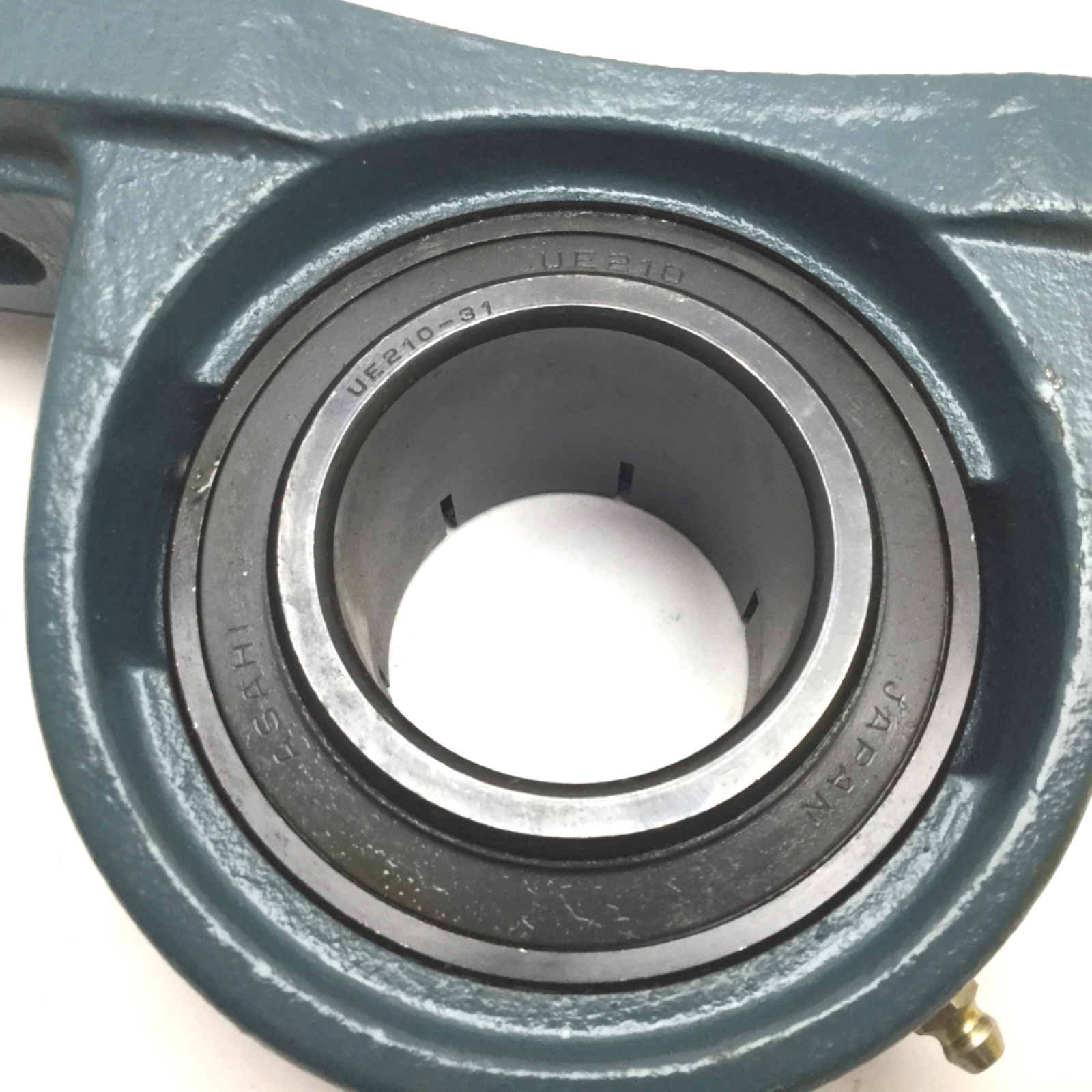 Asahi UE210-31 Bearing With AMI LP210 2-Bolt Pillow Block, ID 49mm, 57mm x 214mm