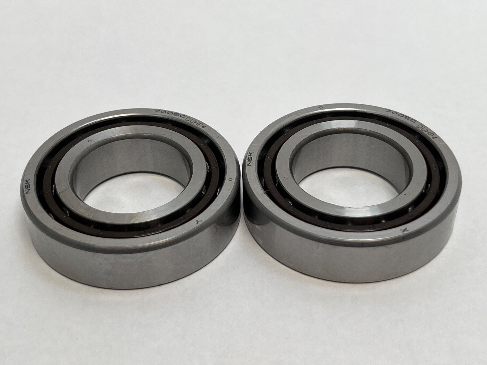 NSK 7005CTYDUHP4 Angular Bearing 7005C 7005-C-TY-DUH-P4 ABEC7 25x47x12 mm 2 Pcs