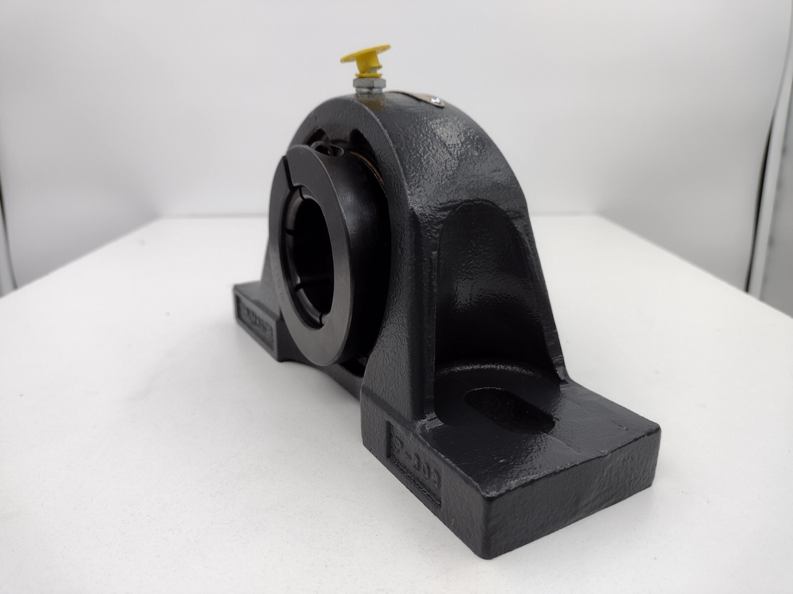 SealMaster MP-27T Pillow Block Ball Bearing Unit