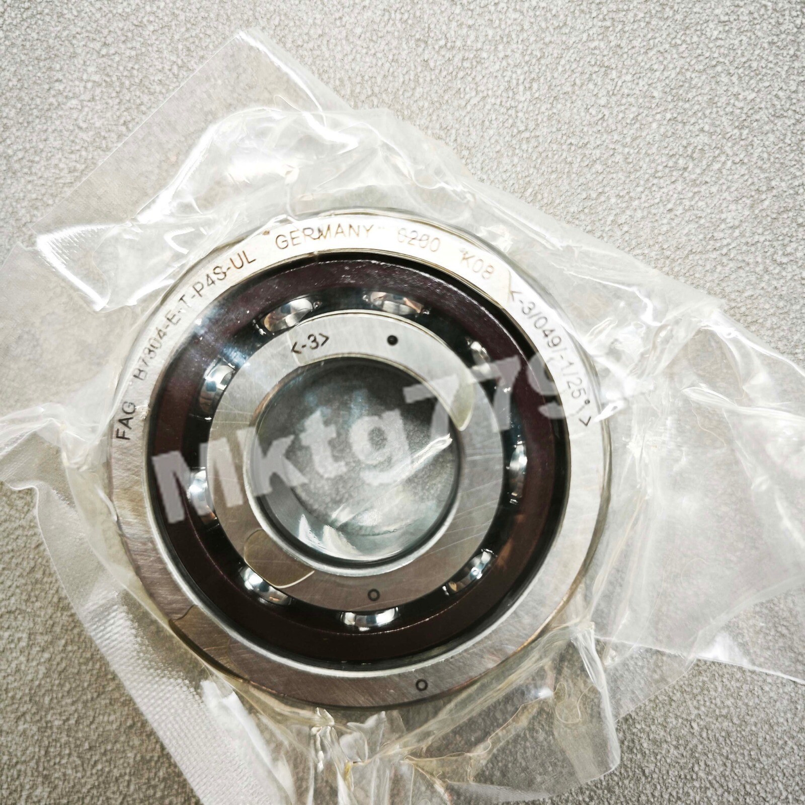 NEW Angular Contact Ball Bearing Single Row For 20x52x15mm FAG B7304-E-T-P4S-UL