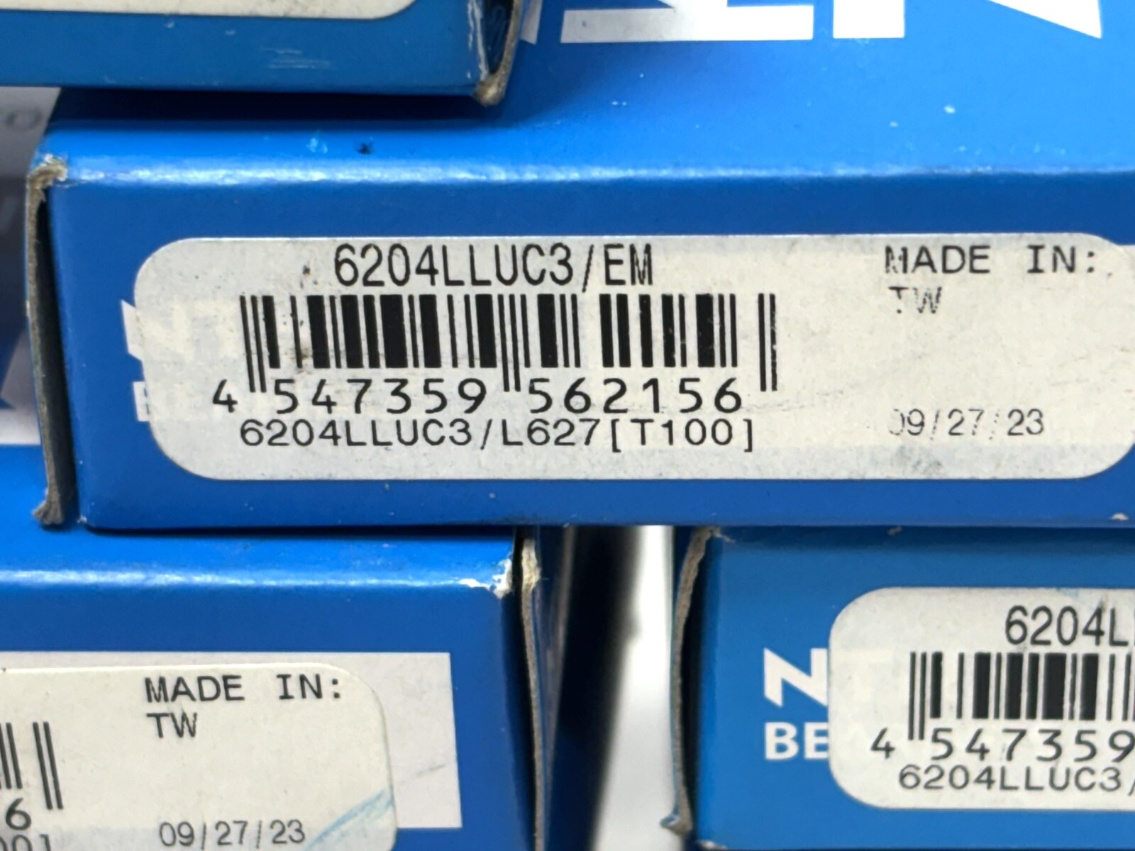NTN 6204LLUC3/EM, Single Row Radial Ball Bearings, Lot of 12, New