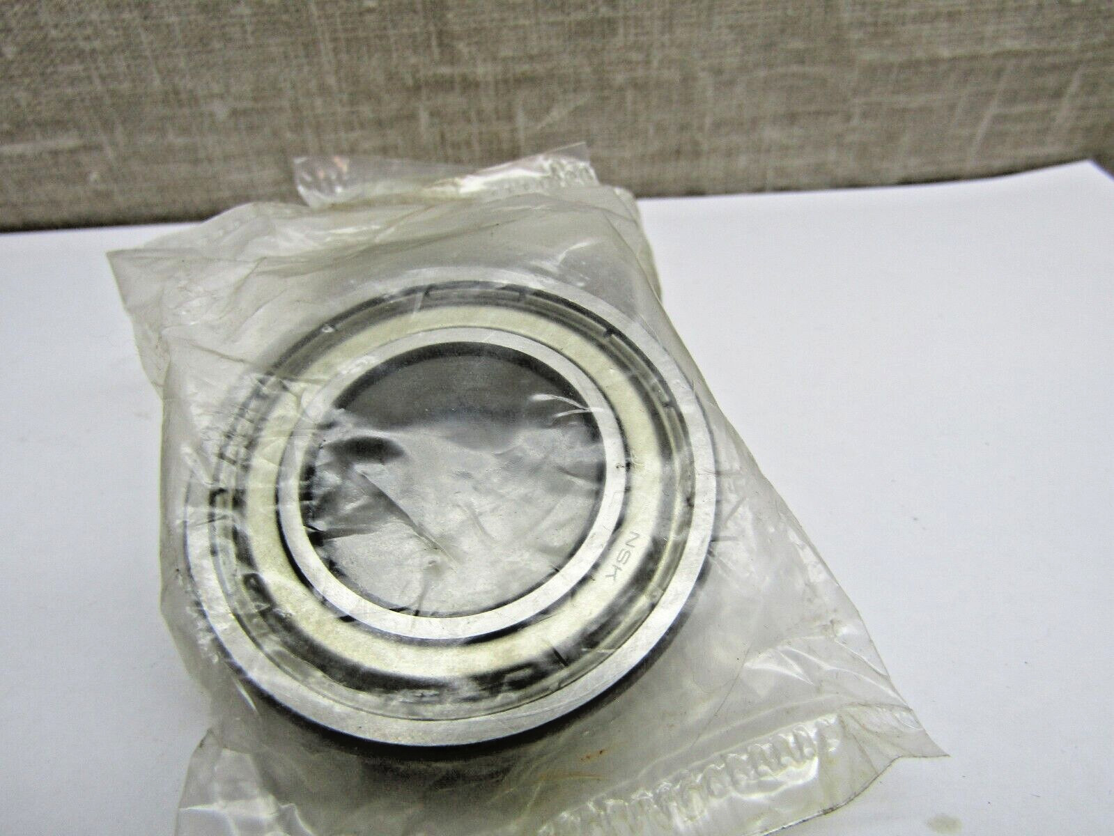 (Lot of 2) NSK 6005-ZZ 25mm X 47mm X 12mm Metal Shielded Bearing