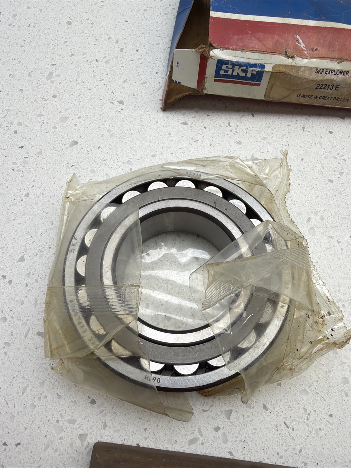 22213 E SKF Spherical Roller Bearing