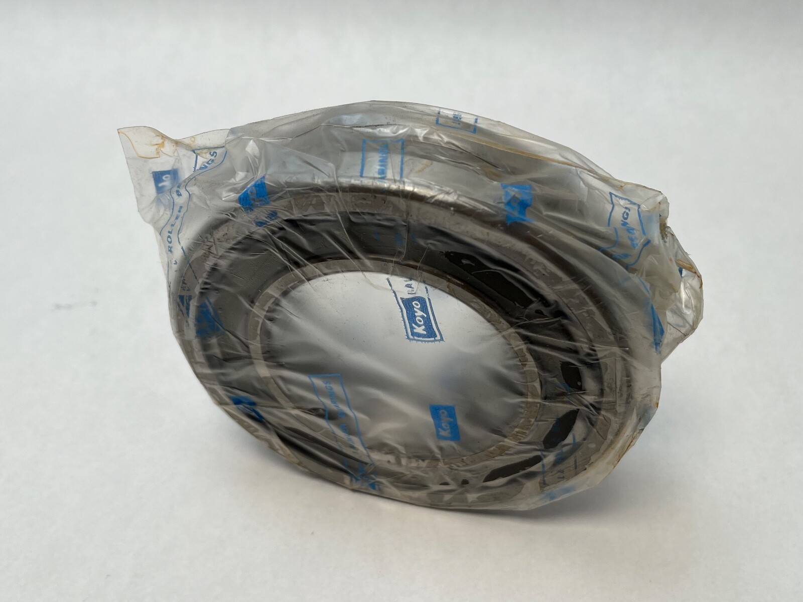 Koyo 22212RHW33 Bearing 60x110x28 mm 22212-RH-W33 22212C/CC/CJ Japan