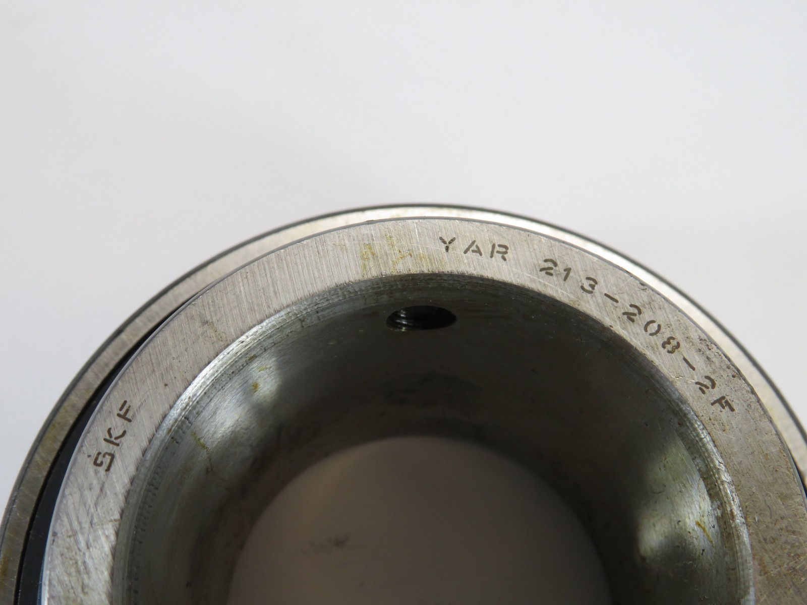 SKF YAR-213-208-2F Insert Bearing 4.7244″OD 2.5″ID 2.689″WIR 1.063″WOR NOP
