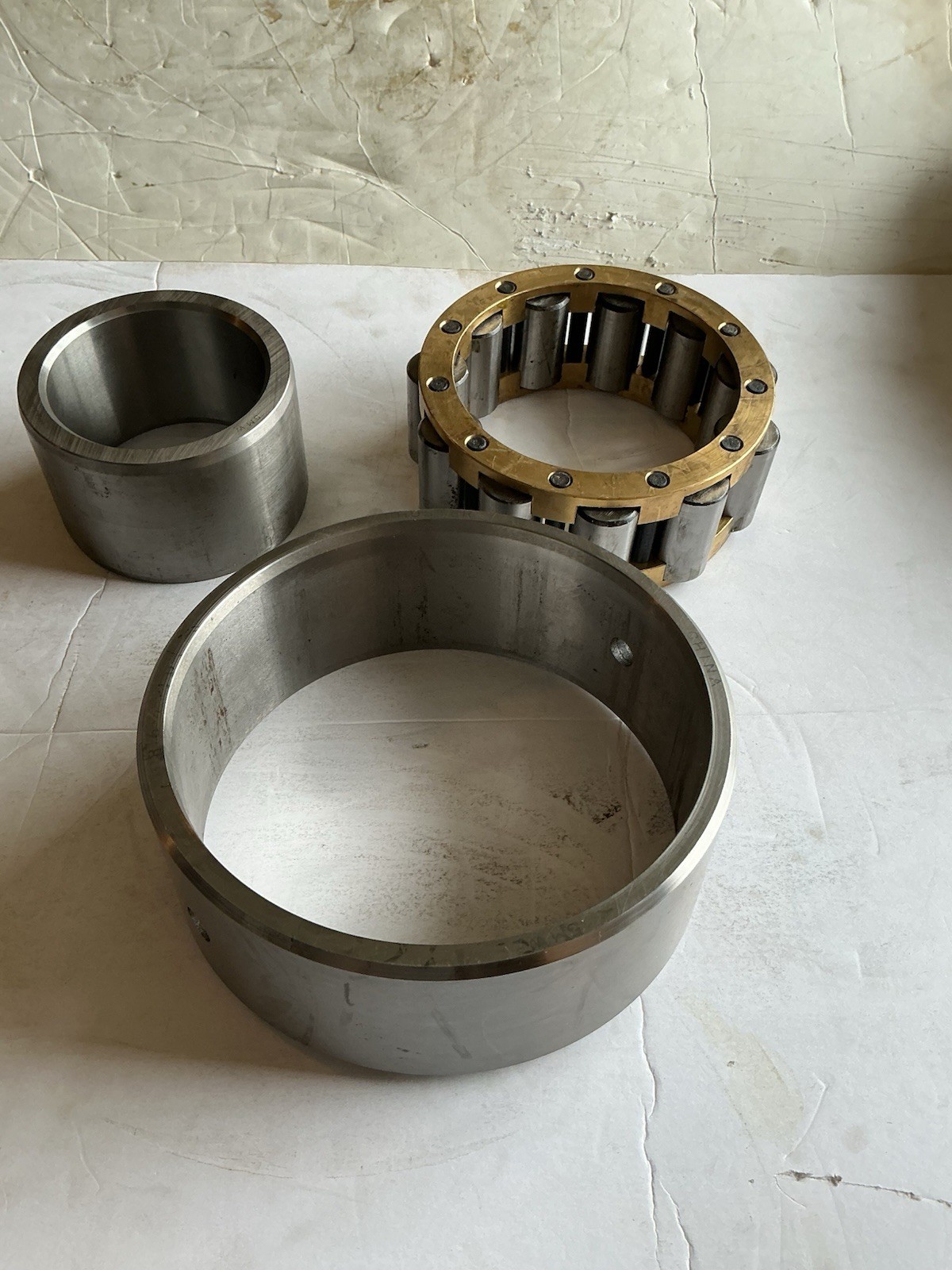 SHUSTER # OR 316 / CYLINDRICAL ROLLER BEARING, (ID 80 MM, OD 170 MM, W 65 MM).