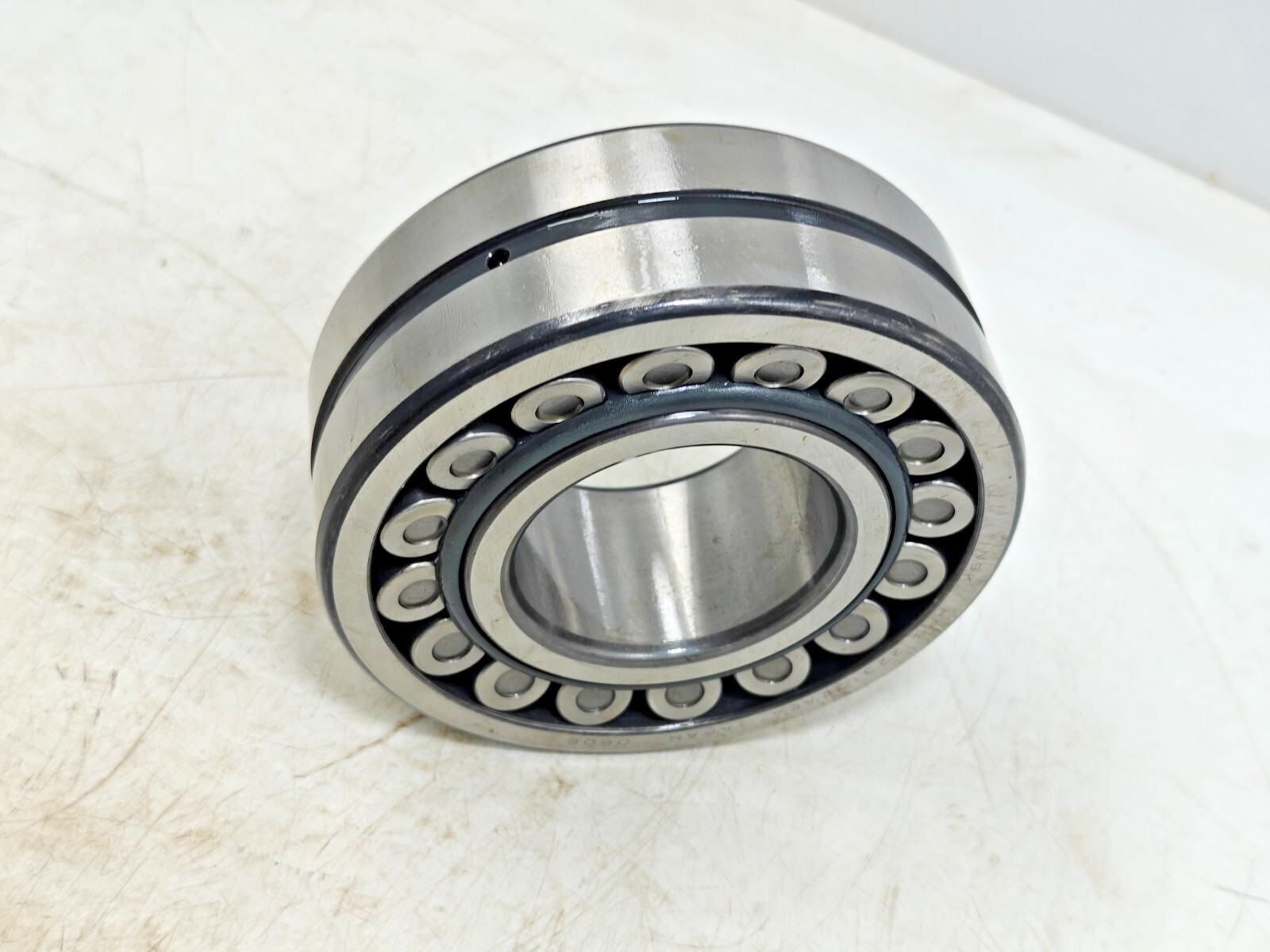 22312 EAE4 NSK Spherical Roller Bearing NSK 22312EAE4 Straight Bore 60x130x46mm