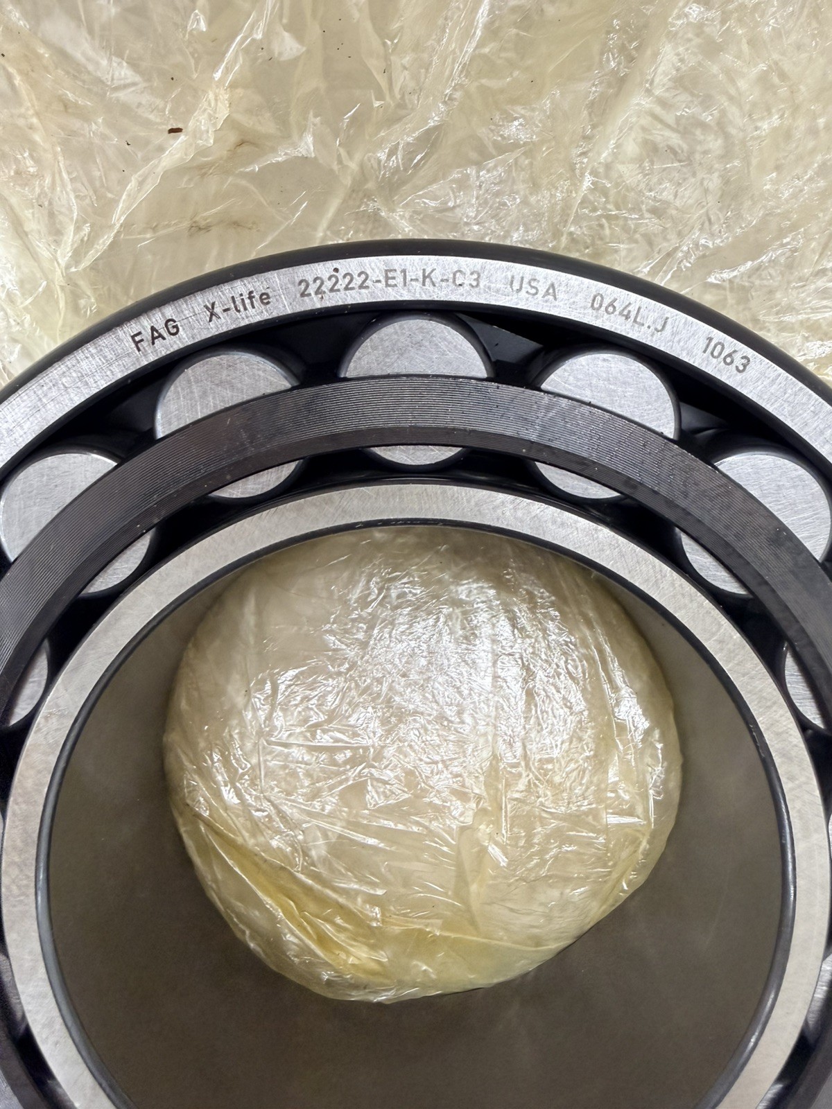 FAG 22222-E1-K-C3 SPHERICAL ROLLER 110 x 200 x 53 mm