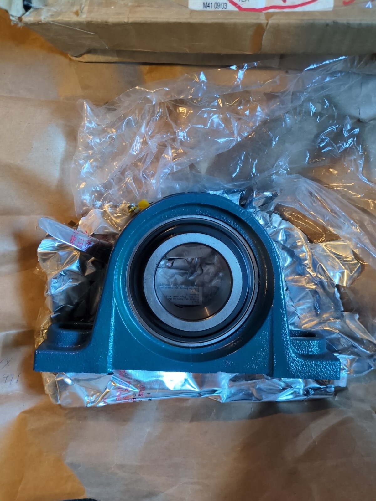 Large SKF SY 2 3/4 TF PILLOW BLOCK UNIT EXT. INNER RING & SET SCREW NOS New