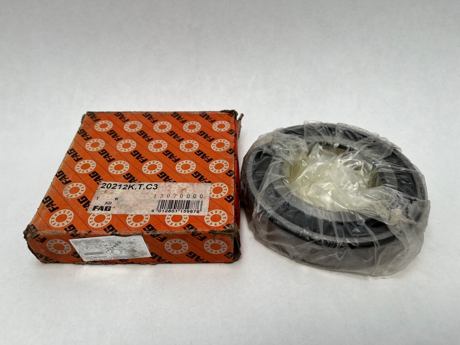 FAG 20212K.T.C3 Single Row Spherical Bearing 60x110x22 mm 20212-K-T-C3