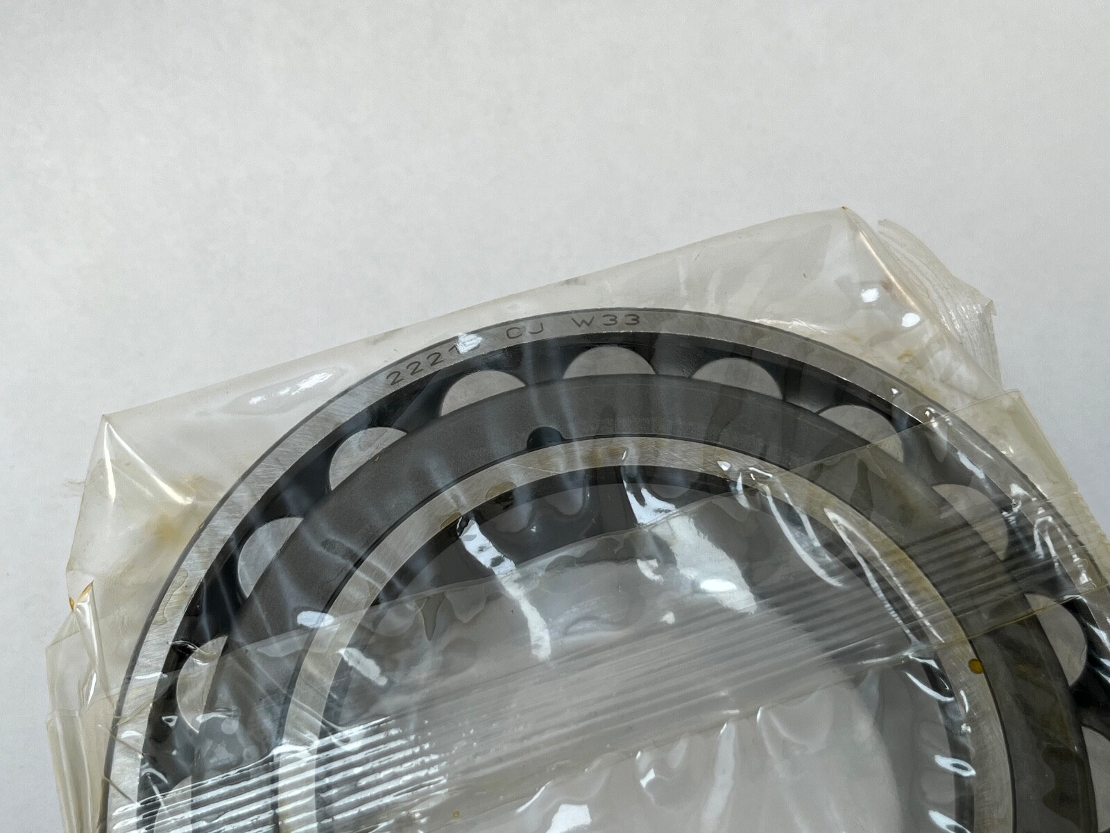 Timken 22215CJW33 Spherical Bearing 75x130x31 mm 22215-CJ-W33 Torrington Italy
