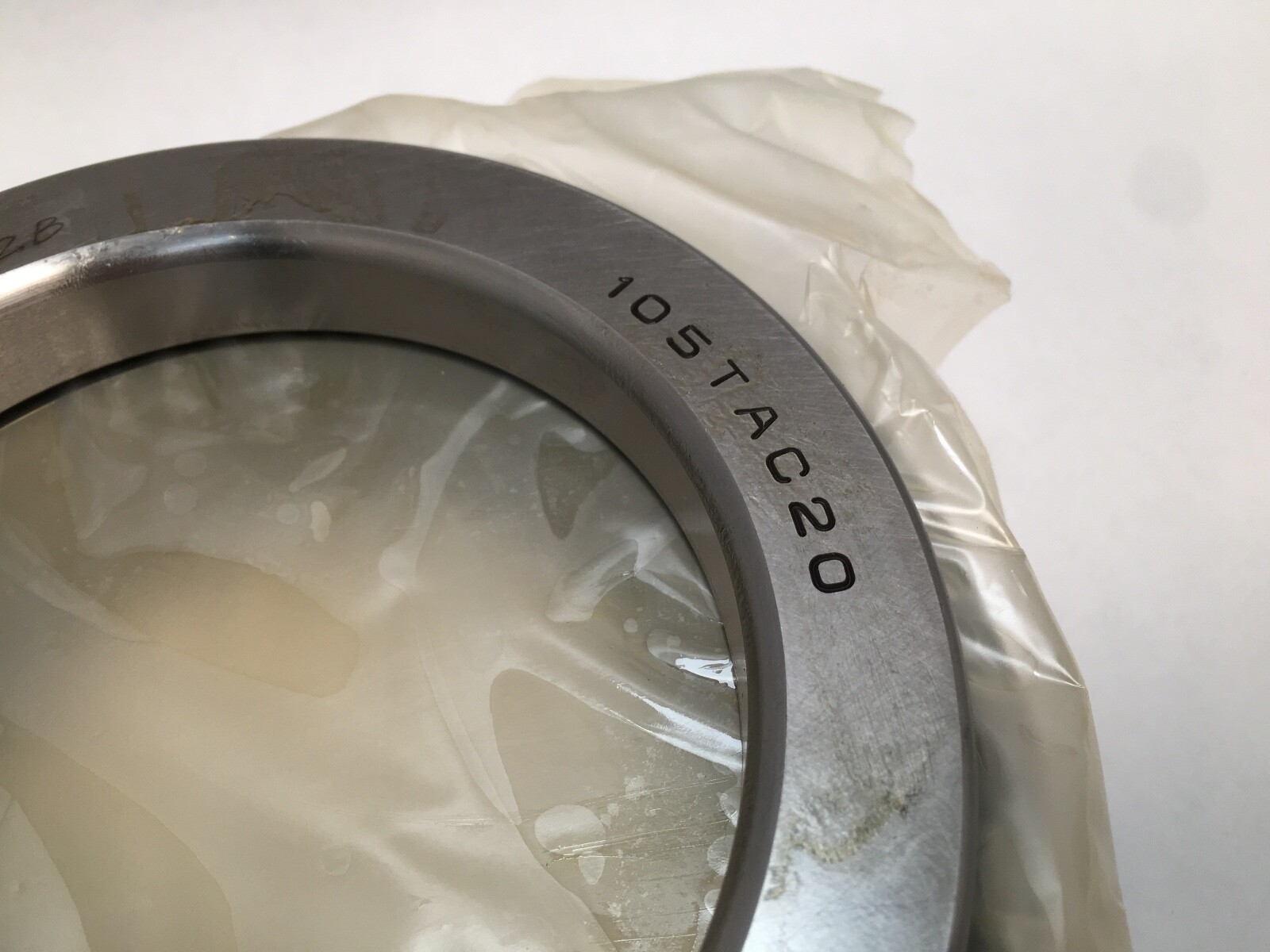 NSK 105TAC20DPN8 Axial Angular Bearing 105x160x65 mm 105TAC20-DP-N8 LCP6 Japan